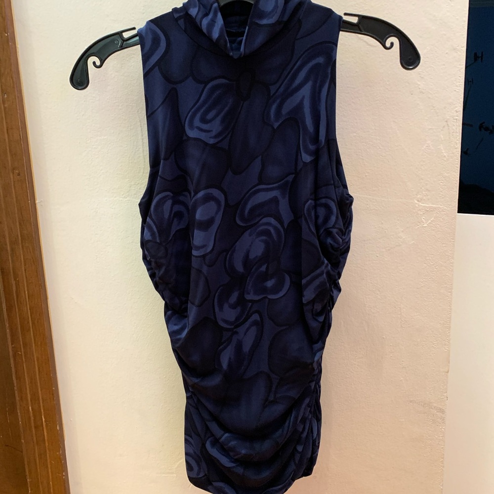 Women’s Elie Tahari Top - Picture 6 of 6